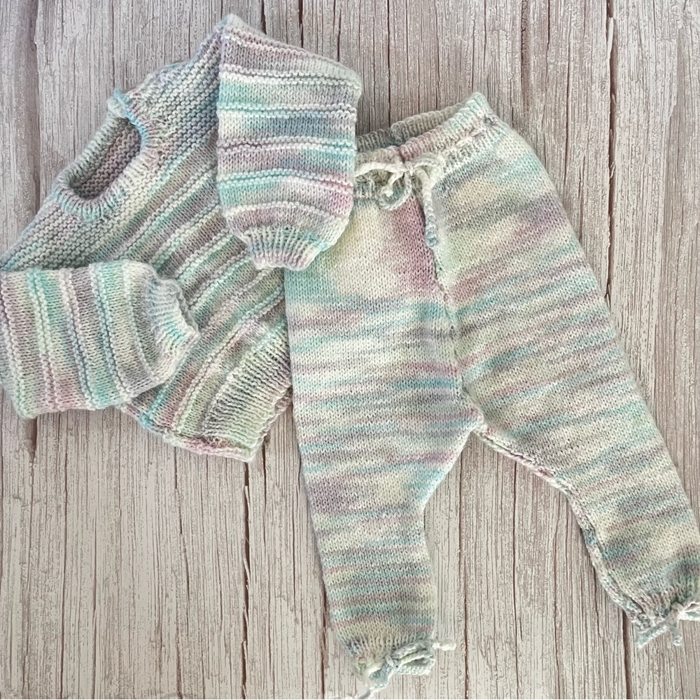 2 Piece Handmade Knit Baby Pastel Sweater & Pants Grannycore New 6-12 Months